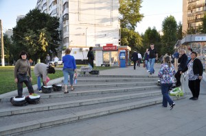 Несанкционированная торговля около метро Домодедовская