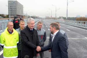мэр Москвы Сергей Собянин открыл движение по эстакаде на Волоколамском шоссе