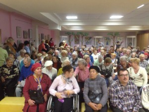 Жители муниципального округа Орехово-Борисово Южное на концерте
