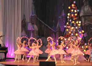 Заключительный гала-концерт детского благотворительного фестиваля «Свет Рождественской звезды
