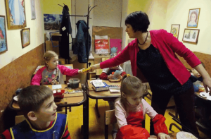 На занятиях в студии живописи центра «Южный»