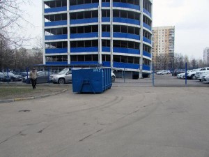 Мусорный контейнер в районе Орехово-Борисово Южное