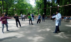 Занятия Цигун в Царицынском парке