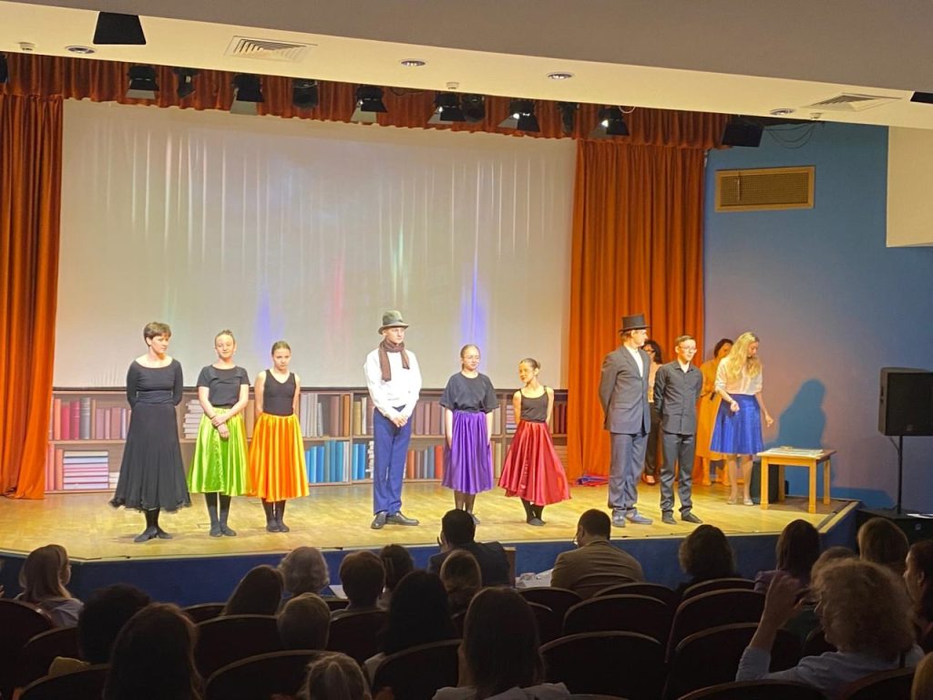 Артисты театра школы №1636 «НИКА» получили награды на гала-концерте. Фото: официальная страница школы №1636 «НИКА» в социальных сетях