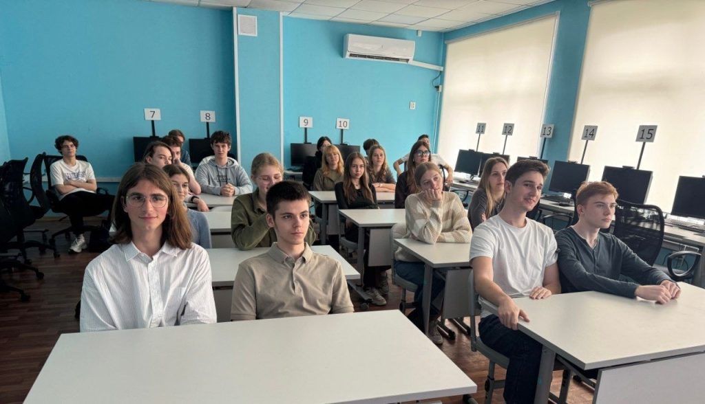 «Разговоры о важном» завершились в школе №949. Фото: официальная страница школы №949 в социальных сетях