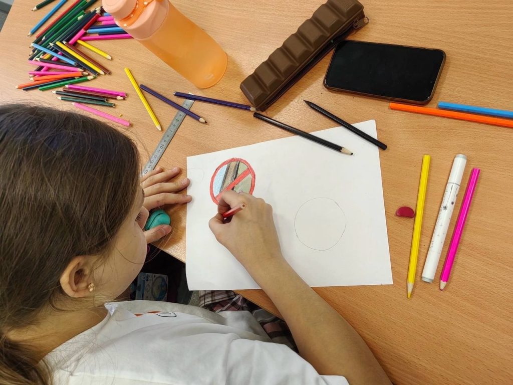 Профилактическая неделя по безопасности дорожного движения проходит в школе №949. Фото: официальная страница школы №949 в социальных сетях