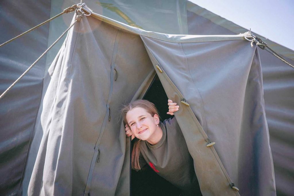 Московские школьники могут впервые побывать в спортивно-патриотических палаточных лагерях. Фото: пресс-служба Департамента образования и науки города Москвы