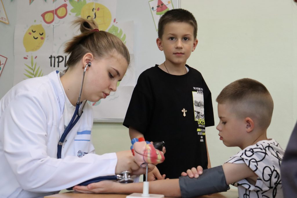 «Медицина для малышей»: научно-познавательная встреча состоялась в школе №1636 «НИКА». Фото: официальная страница школы №1636 «НИКА» в социальных сетях