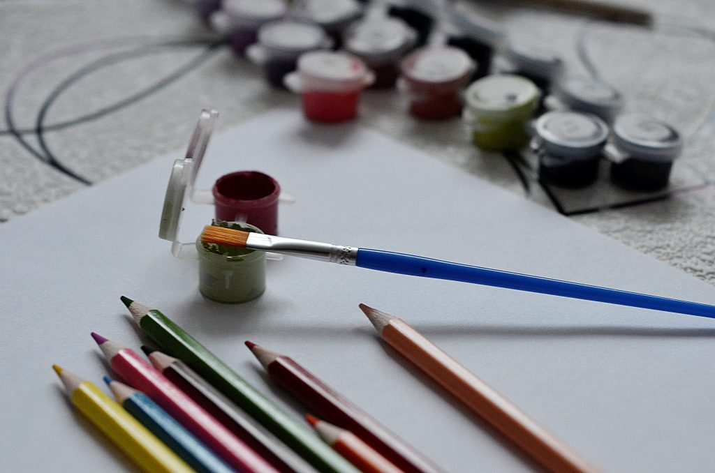 Детские мастер-классы организуют в парке «Долина реки Шмелевки». Фото: Анна Быкова, «Вечерняя Москва»