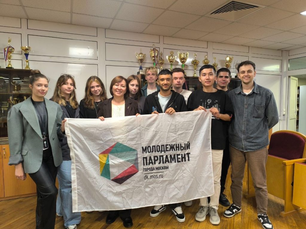 Представители Молодежной палаты Орехова-Борисова Южного провели заседание. Фото: страница Молодежной палаты района Орехово-Борисово Южное в социальных сетях