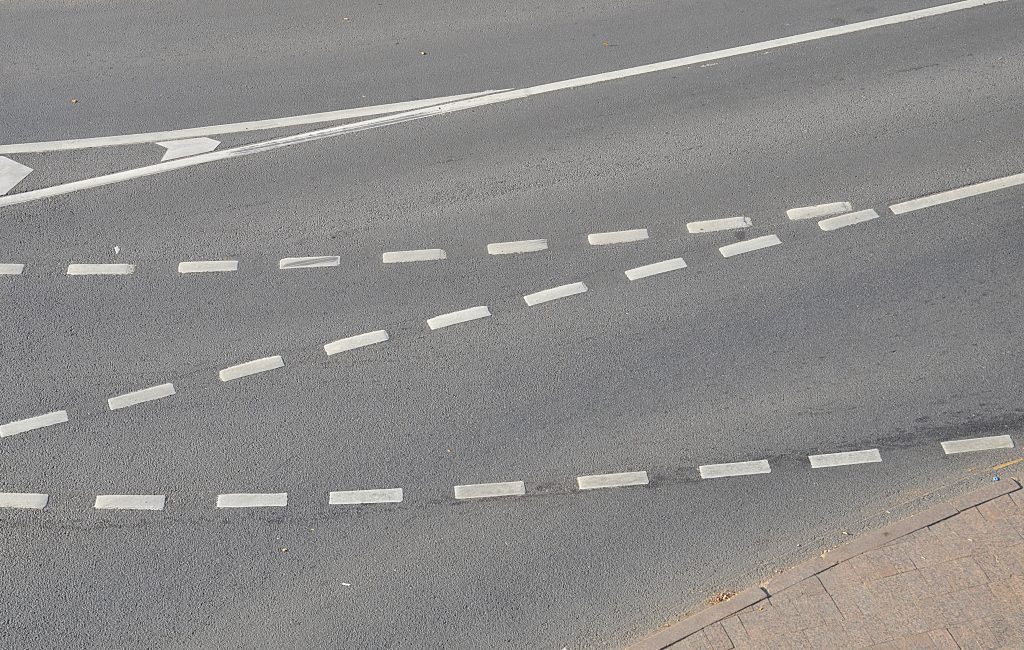 Работы по благоустройству выполнили около пересадочного узла «Домодедовская». Фото: Анна Быкова, «Вечерняя Москва»