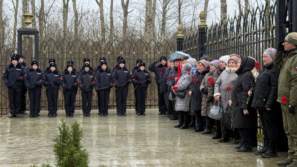 Мемориально-патронатные акции прошли в районе Орехово-Борисово Южное. Фото: страница культуры и досуга Орехово-Борисово в социальных сетях.