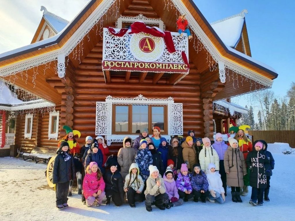 Воспитанники школы №949 посетили «Музей истории молока и глазированного сырка». Фото: страница школы №949 в социальных сетях