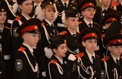 Клятву приносят 7-классники, это первый год начала обучения в кадетском режиме
