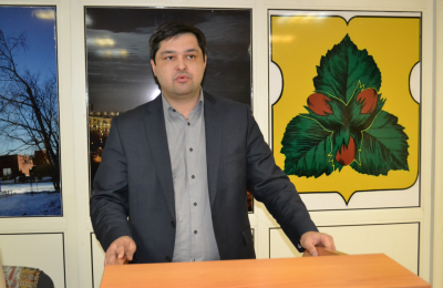 заместитель главы управы района по вопросам экономики, торговли и услуг Максим Гавриков