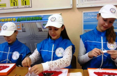 О соблюдении правил ПДД дошкольникам рассказали студенты района Орехово-Борисово Южное