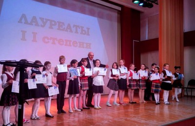 Ученики гимназии "Ника" на церемонии награждения
