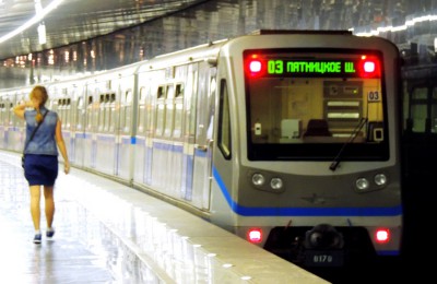 С начала лета в Москве увеличили количество составов в метро