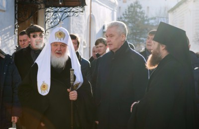 Сергей Собянин и Патриарх Кирилл осмотрели ход реставрации Новоспасского монастыря