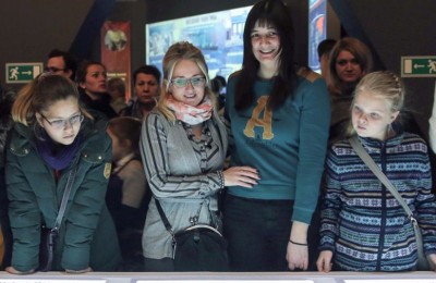 Школьники Москвы на выставке
