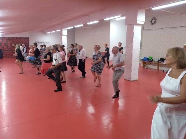 Занятия по бальным танцам в ТЦСО "Орехово"