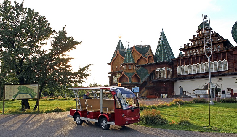 Семейный отдых у царского дворца, Коломенское, семейное воскресенье, мастер-классы