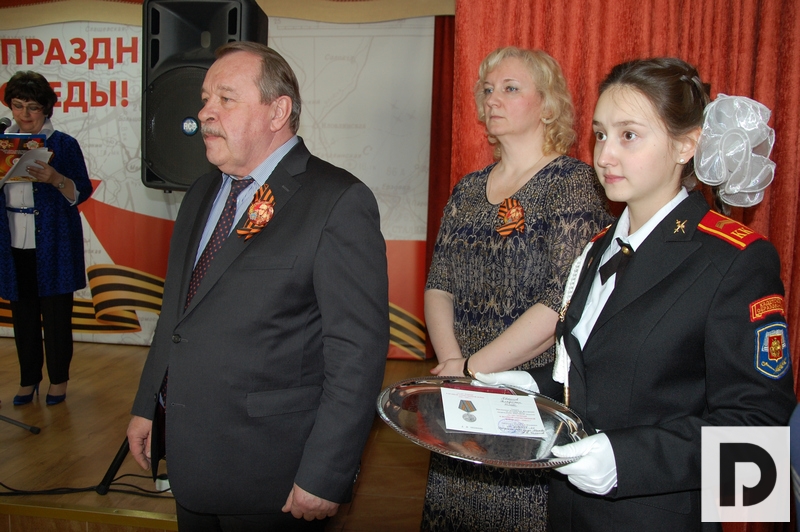 Вручение медалей ветеранам, Алексей Челышев