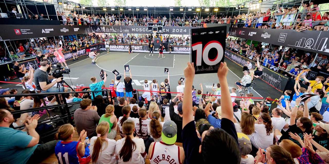 В программу Moscow Open войдут массовые любительские турниры для взрослых и детей, а также, ставший уже традиционным, конкурс по данкам – броскам сверху. Фото: пресс-служба Департамента спорта города Москвы