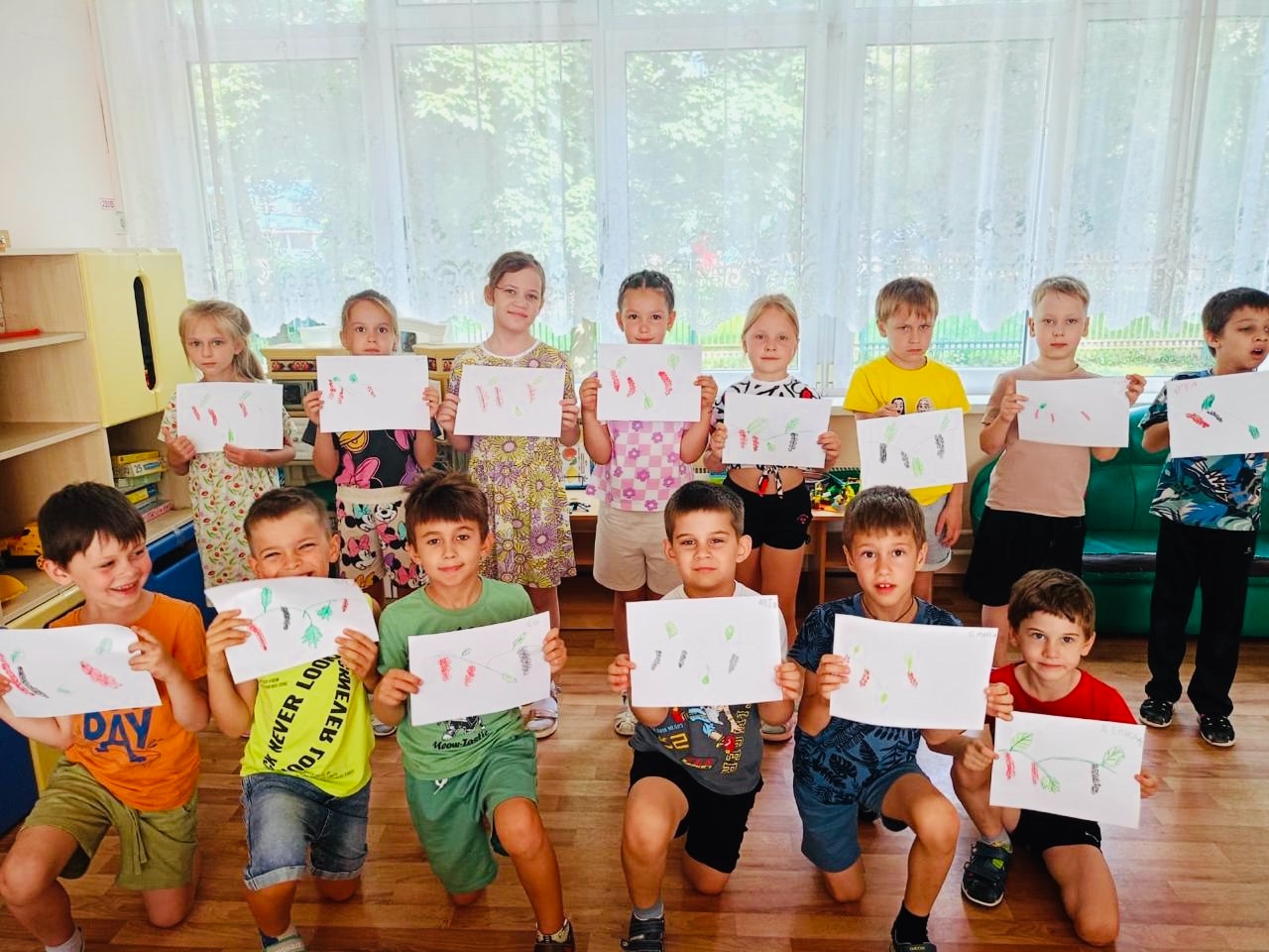 Воспитанники ДО школы №1207 посетили мероприятия ко Дню смородины. Фото: официальная страница школы №1207 в социальных сетях