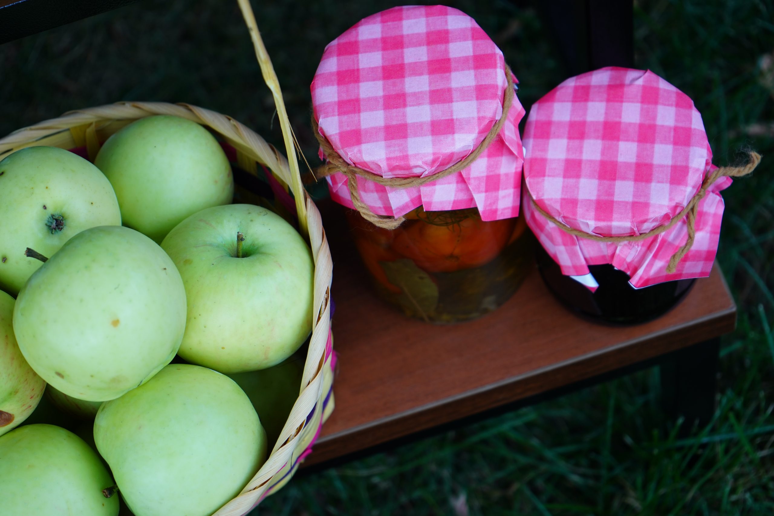 Сотрудники библиотеки №149 проведут встречу к трем Спасам. Фото: Анна Быкова, «Вечерняя Москва»