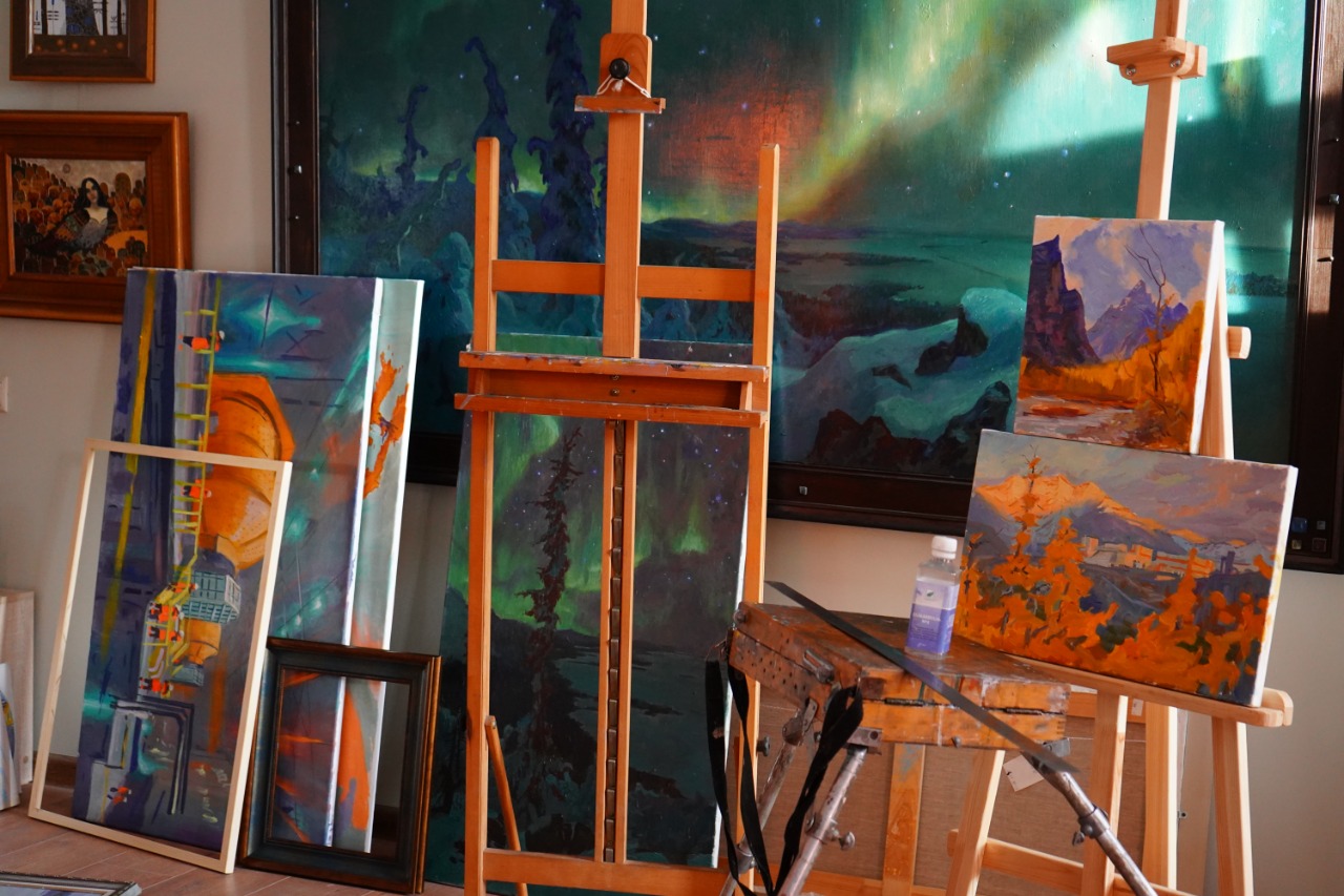 Открытие выставки графики «В гармонии с природой» состоялось в библиотеке №149. Фото: Анна Быкова, «Вечерняя Москва»