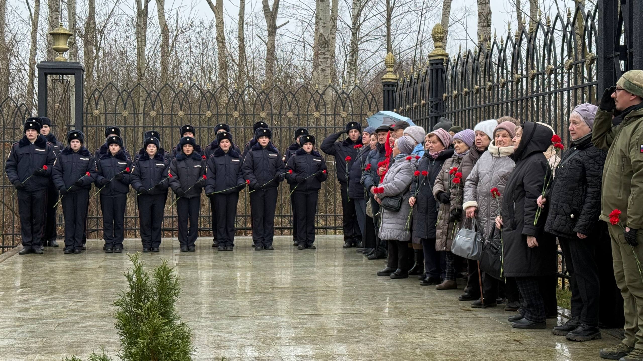 Мемориально-патронатные акции прошли в районе Орехово-Борисово Южное. Фото: страница культуры и досуга Орехово-Борисово в социальных сетях.