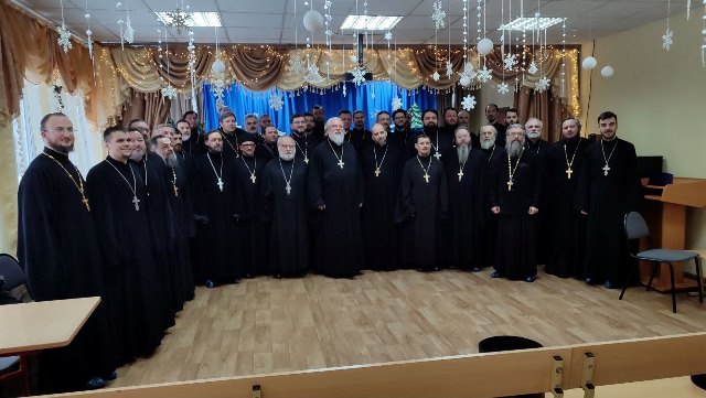 Секция «Духовник в православной школе» прошла в ПЦ непрерывного образования во имя преподобного Серафима Саровского. Фото: сайт ПЦ непрерывного образования во имя преподобного Серафима Саровского