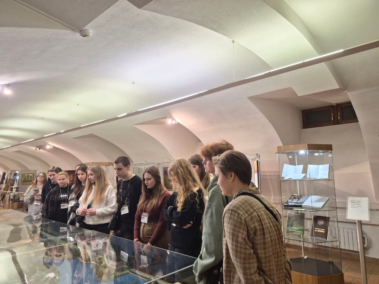 Команда турклуба КДПИ имени Карла Фаберже посетила музей-усадьбу «Остафьево». Фото: страница КДПИ имени Карла Фаберже в социальных сетях